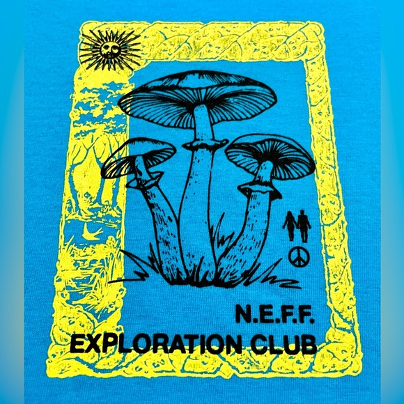NEFF Exploration Club Get Outside Mushroom Graphic Tshirt Men’s Size Large NWT - Picture 2 of 9